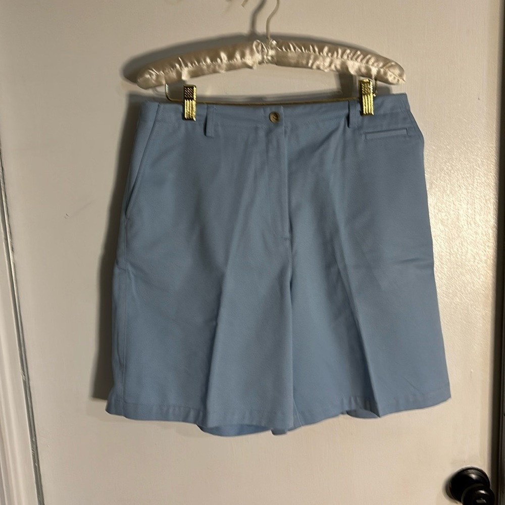 Talbots shorts in a size 12